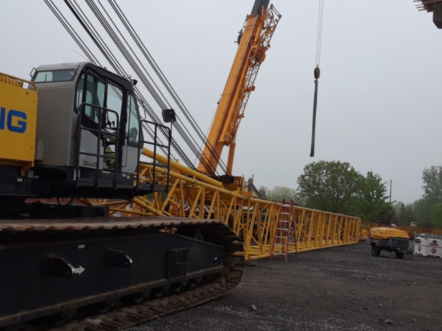 200 ton crane build