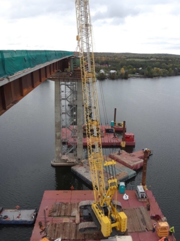 Cranes in place and ready for girder removal