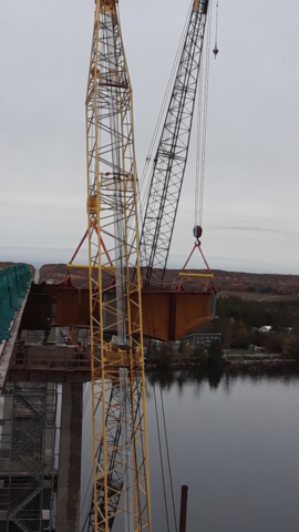 Second Hammer Head girder being lowered into place