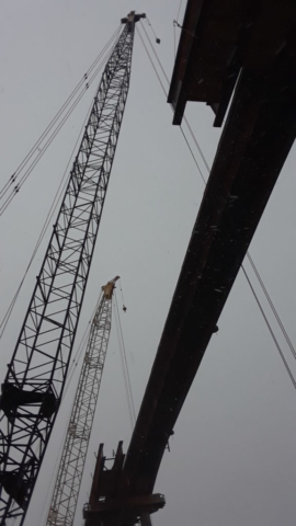 Final section between girders awaiting lift-in