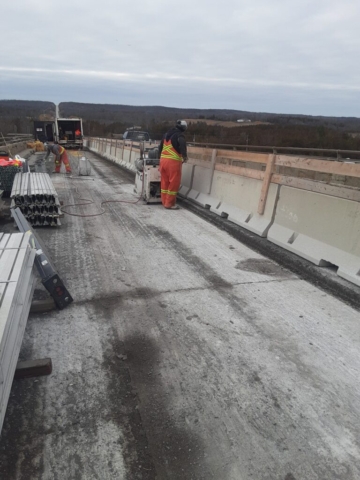 Installing the containment scaffolding