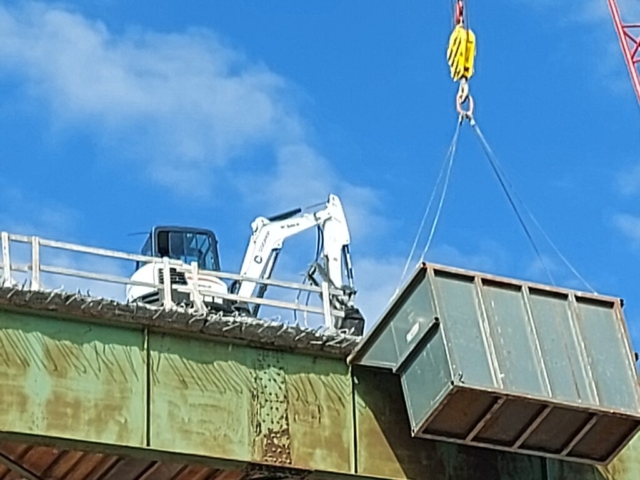 View from below of hoe ramming on the south side