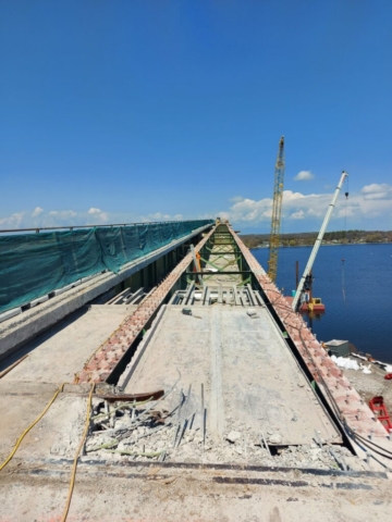 North view of girders and containment scaffolding