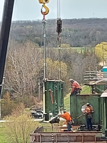 Haunch girder section cut and starting to be lowered