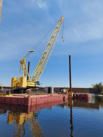 Expanded view of barges, girders and 200 ton crane