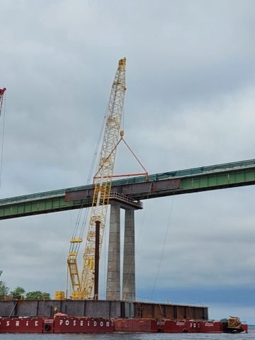 Expanded view of the first girder section installation