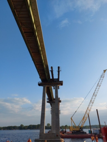 View north of the newly installed pier 12 haunch