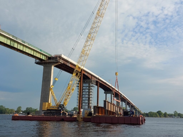 Preparing the first approach girder for installation