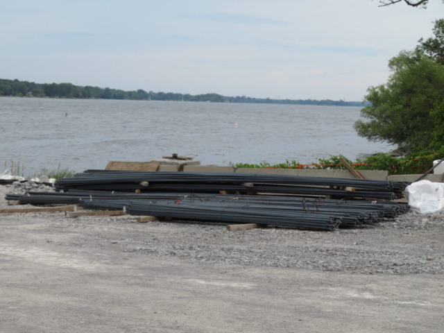 Arrival of rebar for the deck