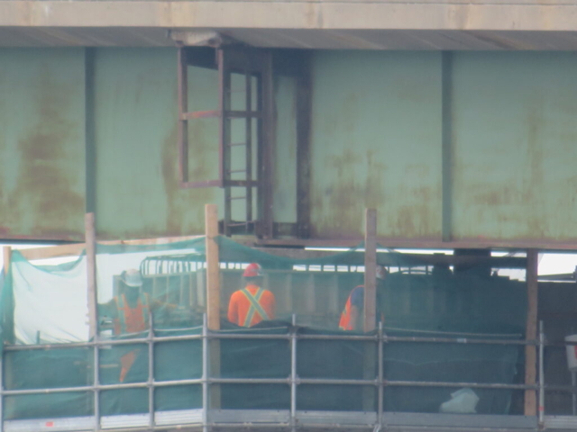 Concrete placement at the top of pier 4