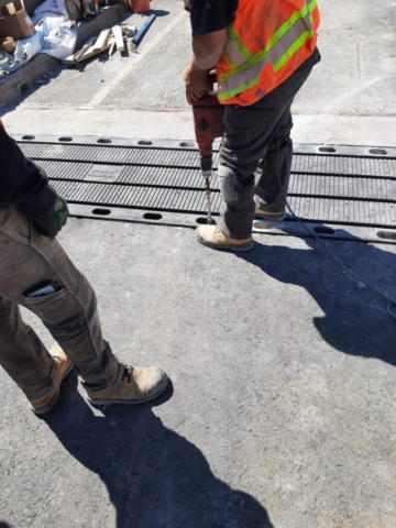 Installing the expansion joint