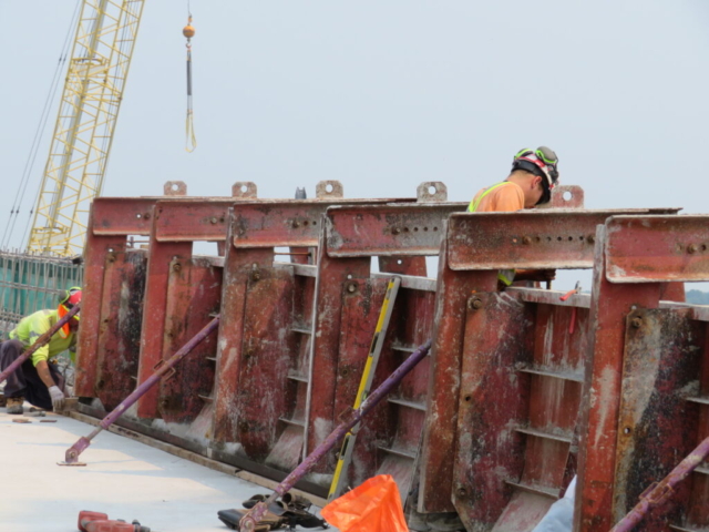 Installing the barrier wall formwork