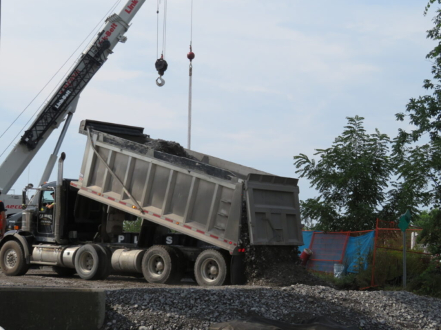 Offloading granular for the new dock extension