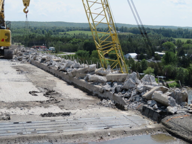 Demolition of the barrier wall