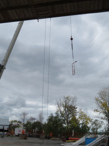 160-ton crane preparing to lift formwork materials