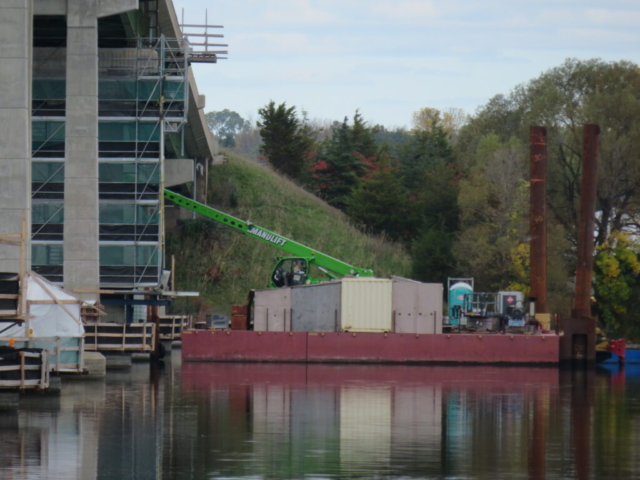 Manlift being used to lift materials at pier 3