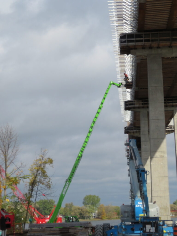 Expanded view of work platform brackets