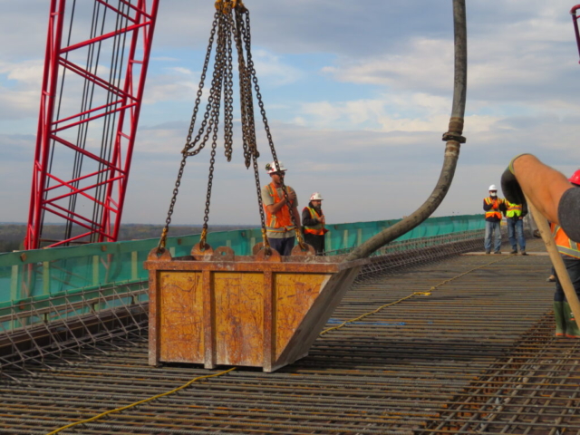 Releasing slurry from the pump truck