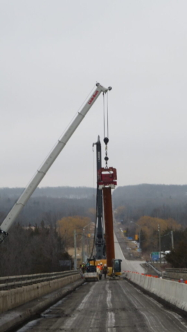 Expanded view, caisson liner and 160-ton crane
