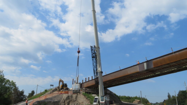 160-ton crane lifting the water tote to the deck
