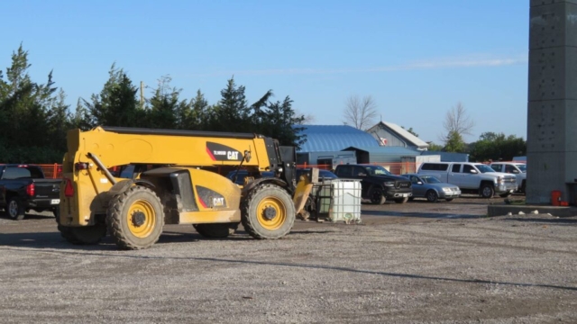 Telehandler, moving the water tote