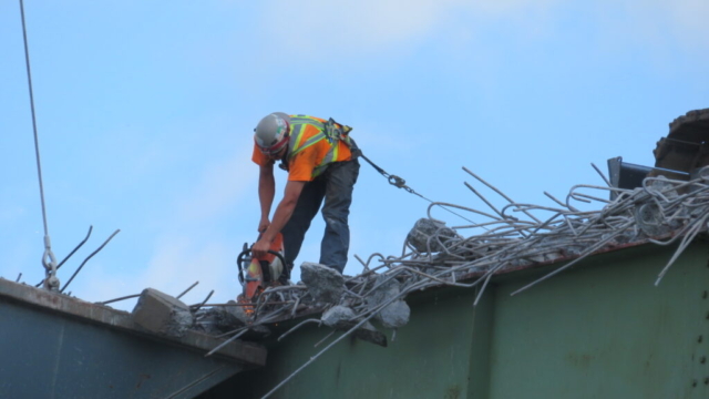 Cutting the rebar, overhang demolition