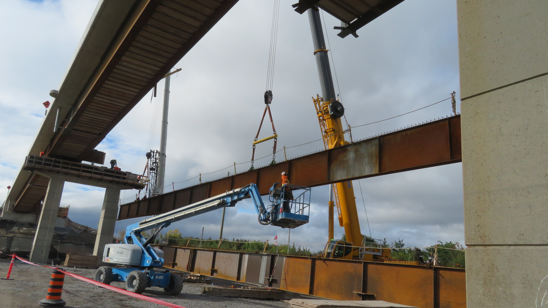 Preparing to move the girder onto the pier cap