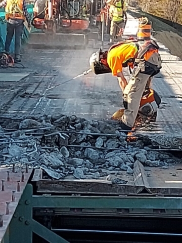 Cutting rebar for deck removal