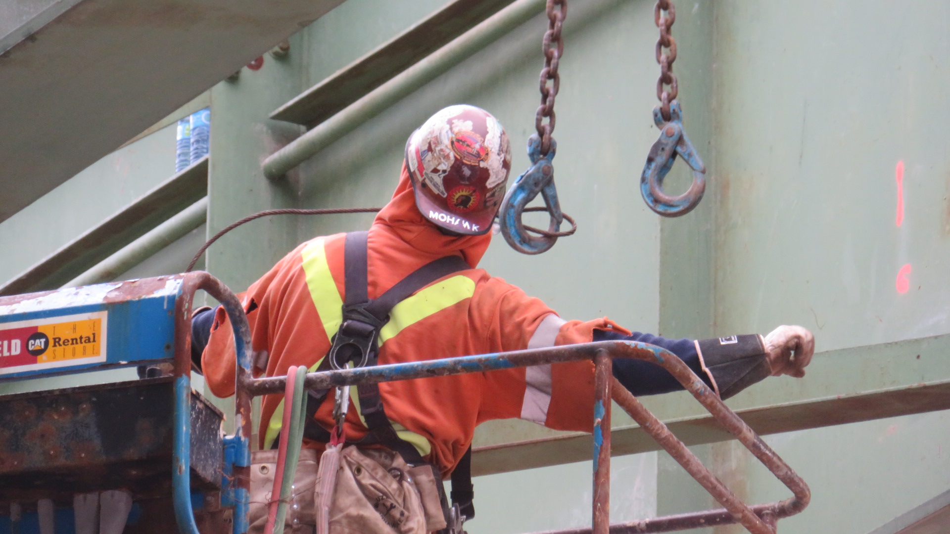 Lowering the rigging for girder removals