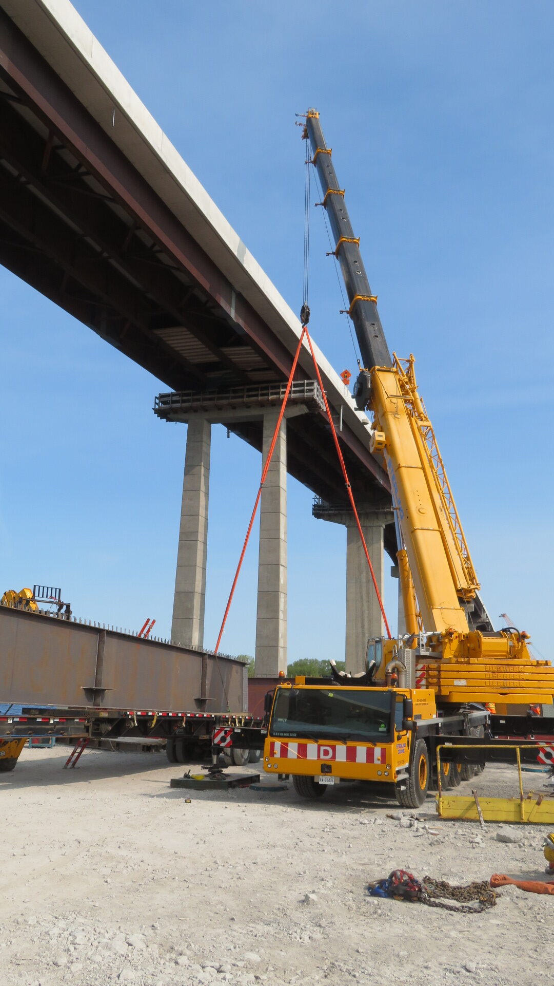 Expanded view of girder delivery
