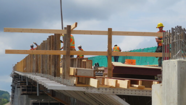 Completing the deck formwork and work platform