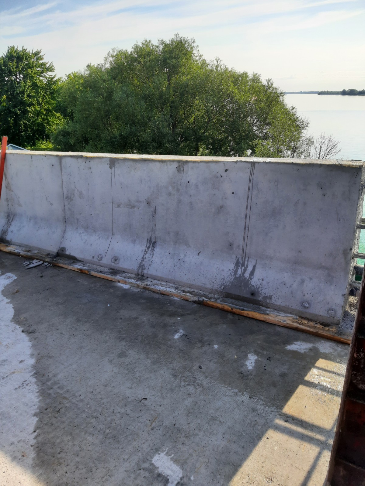Section of completed barrier wall