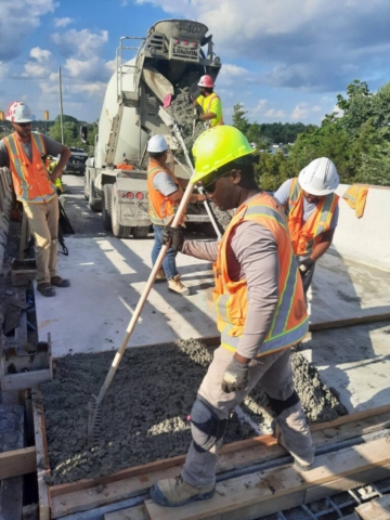Concrete placement at the north approach